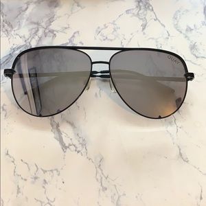 Quay aviator sun glasses